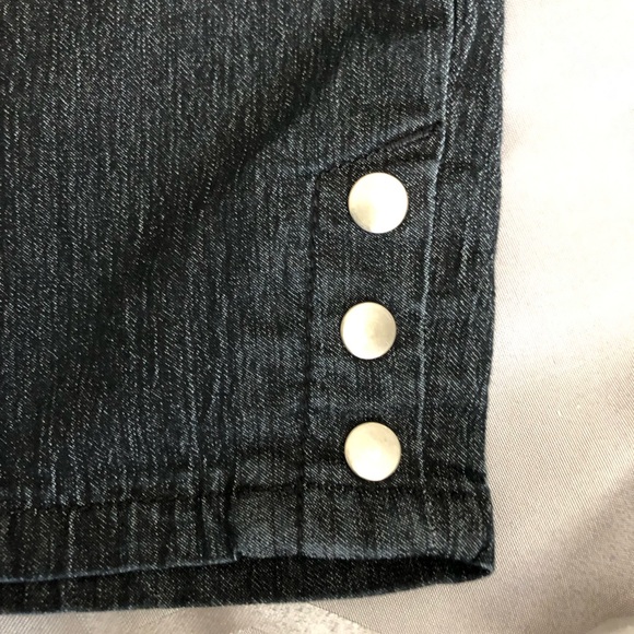 Women’s Capri - Picture 2 of 2